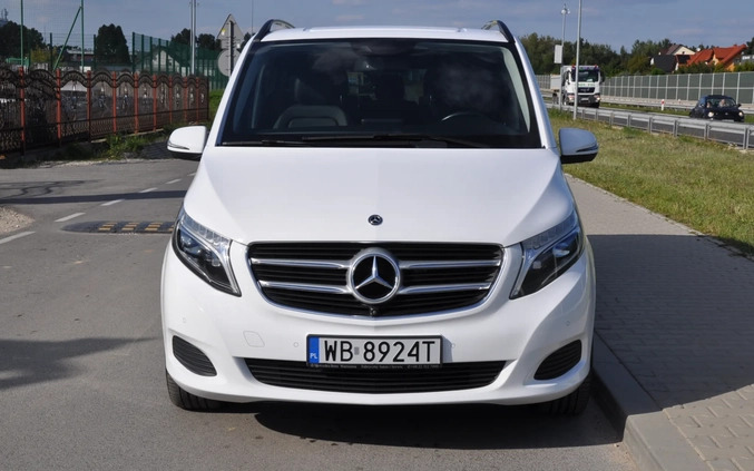 Mercedes-Benz Klasa V cena 239900 przebieg: 121791, rok produkcji 2019 z Tczew małe 781